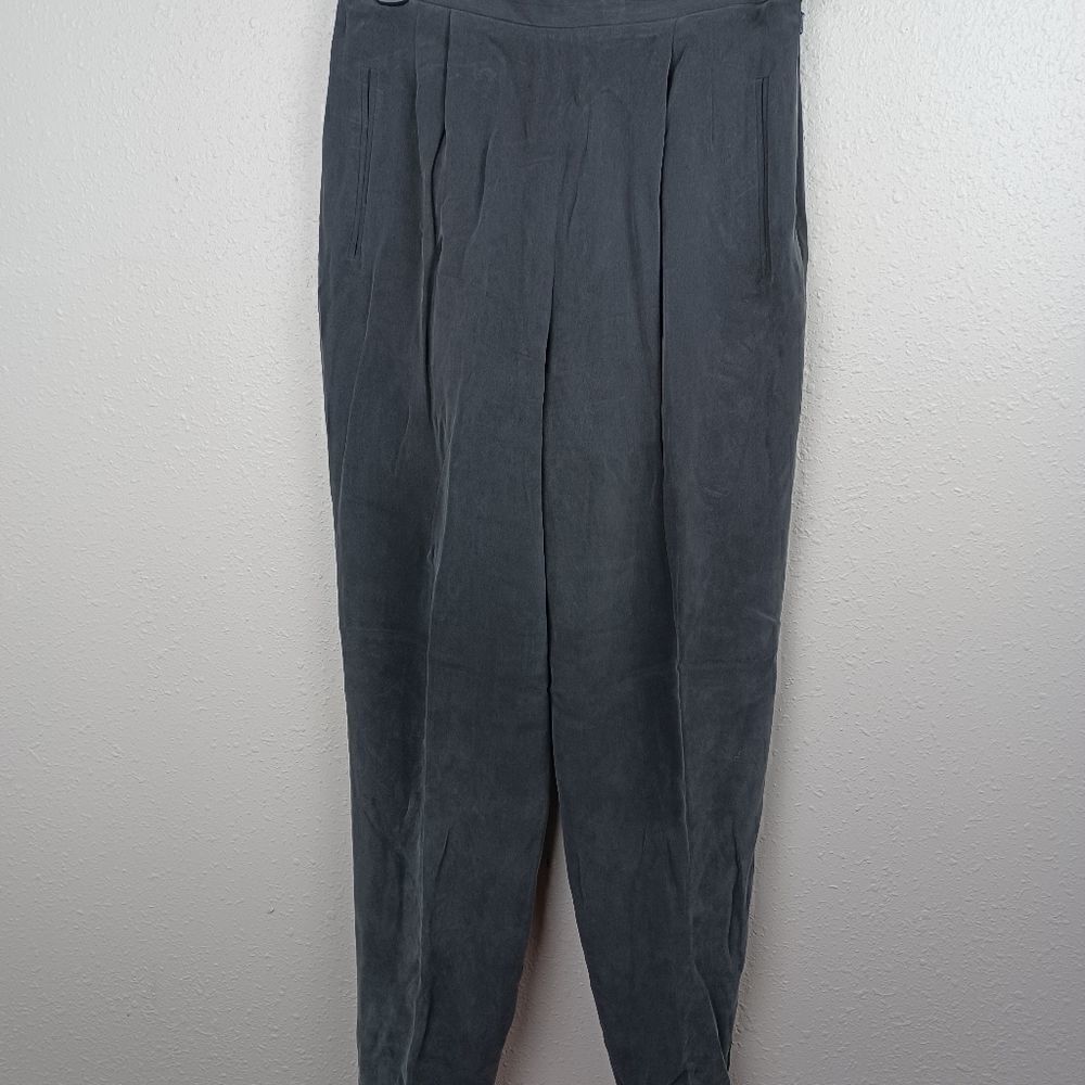 EUC Chaus Women's 100% Silk Gray Dress Pants Size 10
